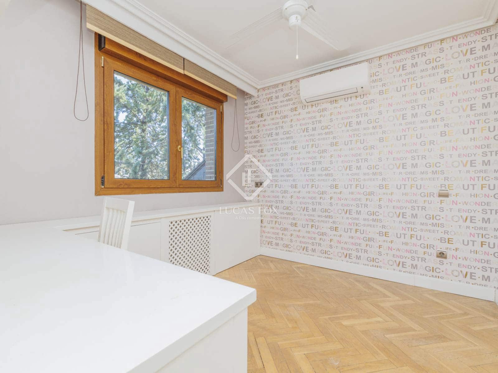 6 sypialnia Willa do wynajęcia w Las Rozas de Madrid z garażem - 4 500 € (Ref: 9215789)