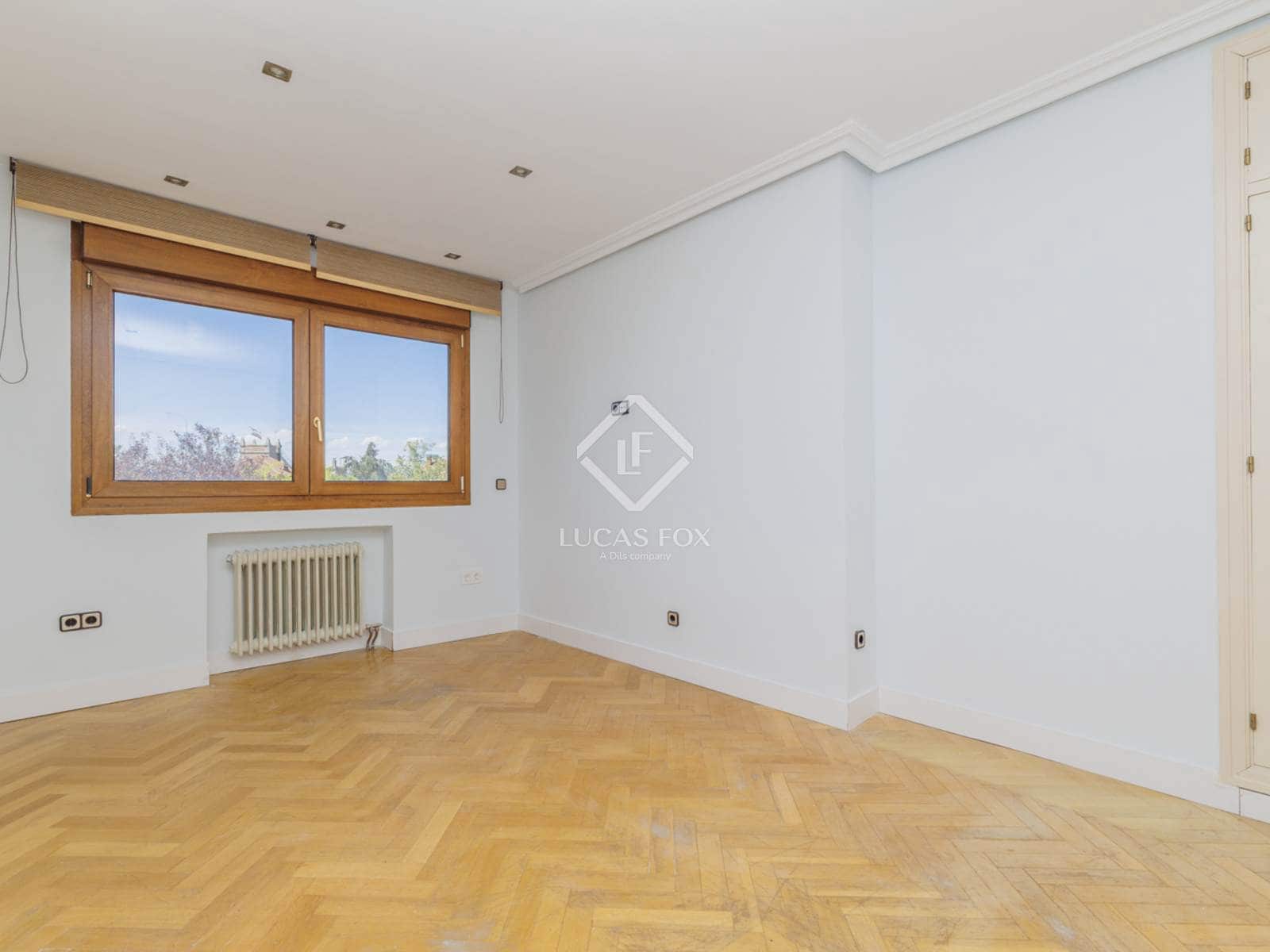 6 sypialnia Willa do wynajęcia w Las Rozas de Madrid z garażem - 4 500 € (Ref: 9215789)