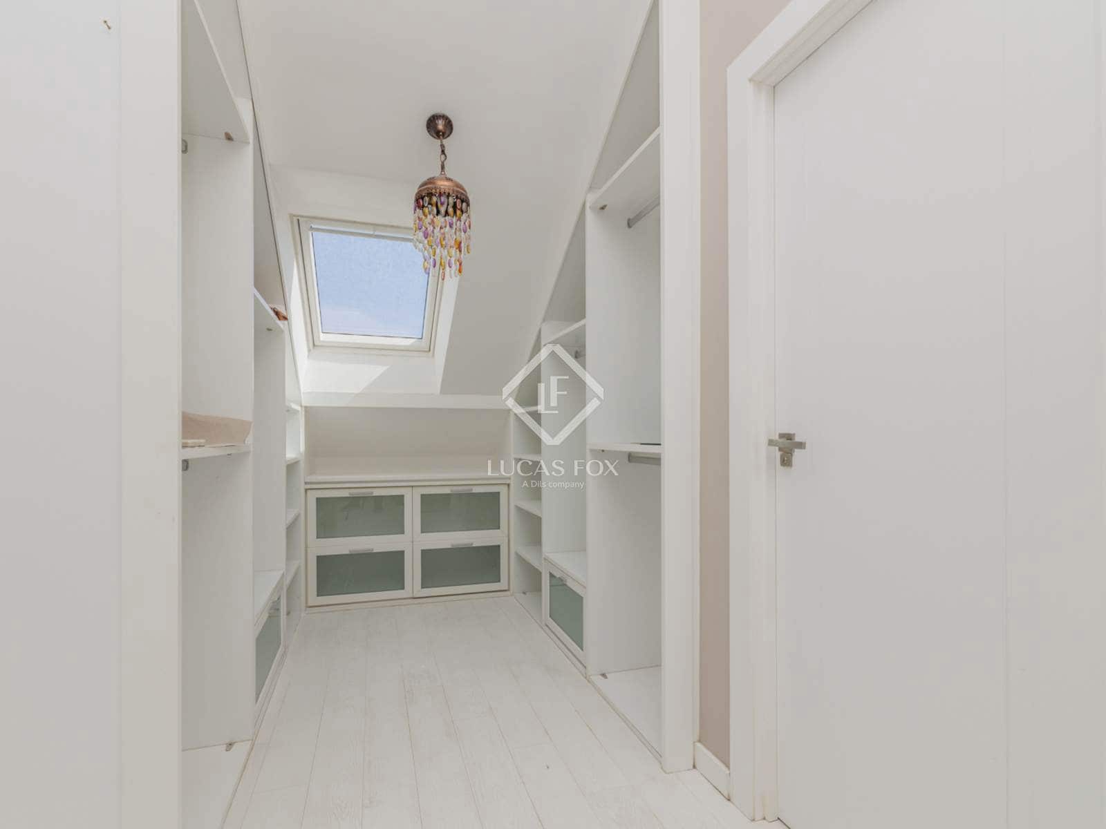 6 sypialnia Willa do wynajęcia w Las Rozas de Madrid z garażem - 4 500 € (Ref: 9215789)