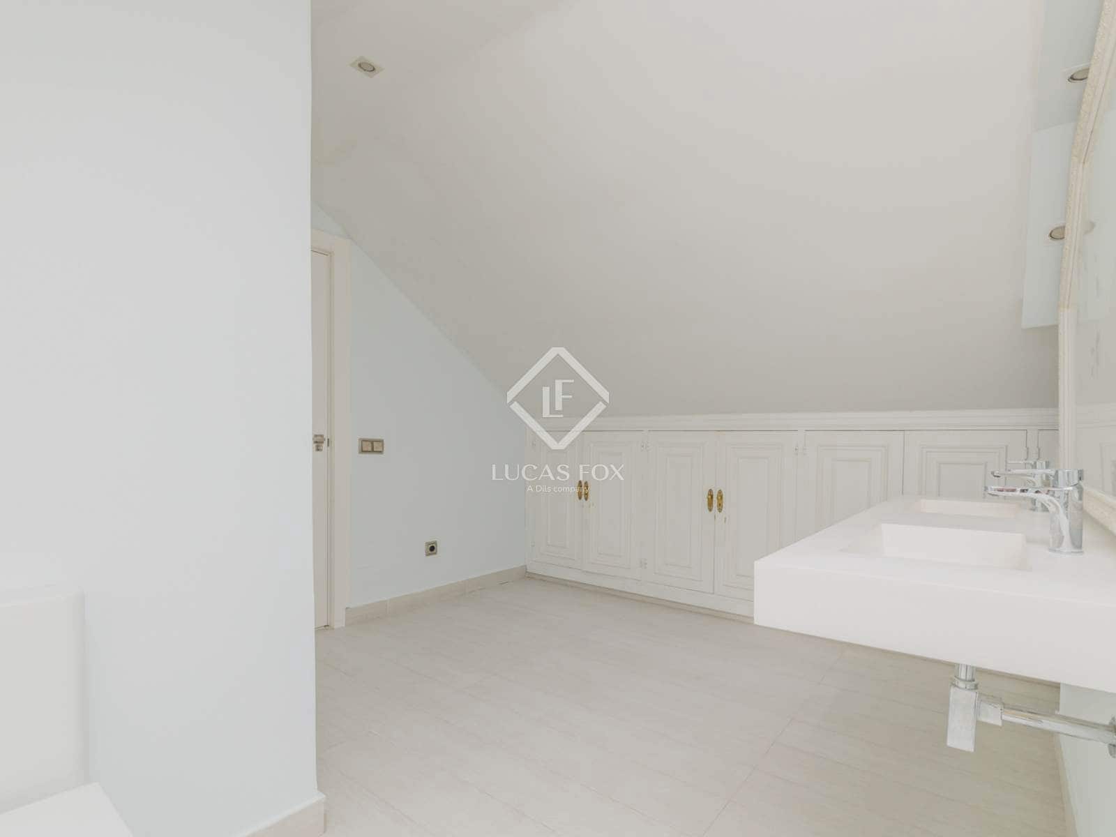 6 sypialnia Willa do wynajęcia w Las Rozas de Madrid z garażem - 4 500 € (Ref: 9215789)