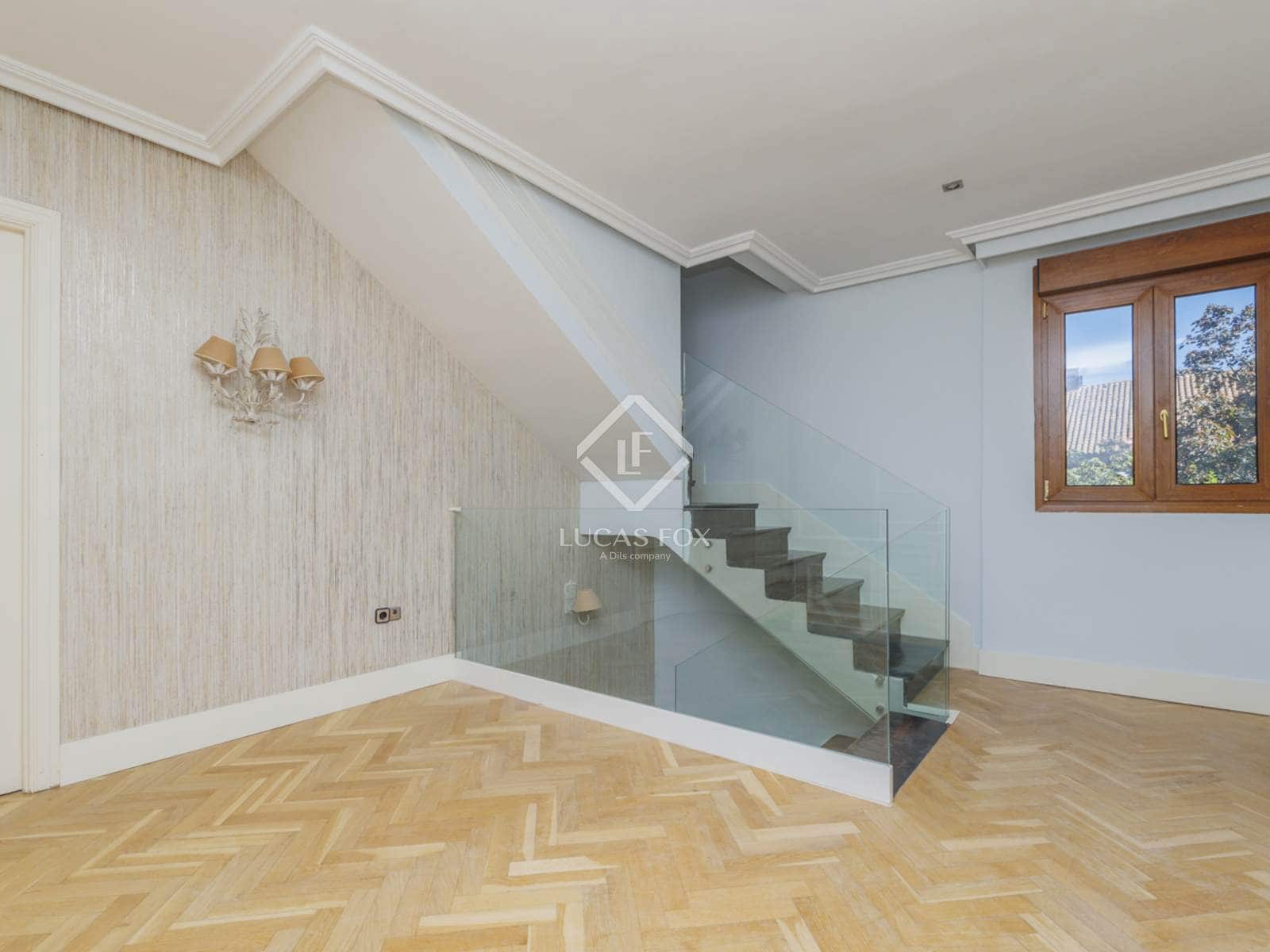 6 sypialnia Willa do wynajęcia w Las Rozas de Madrid z garażem - 4 500 € (Ref: 9215789)