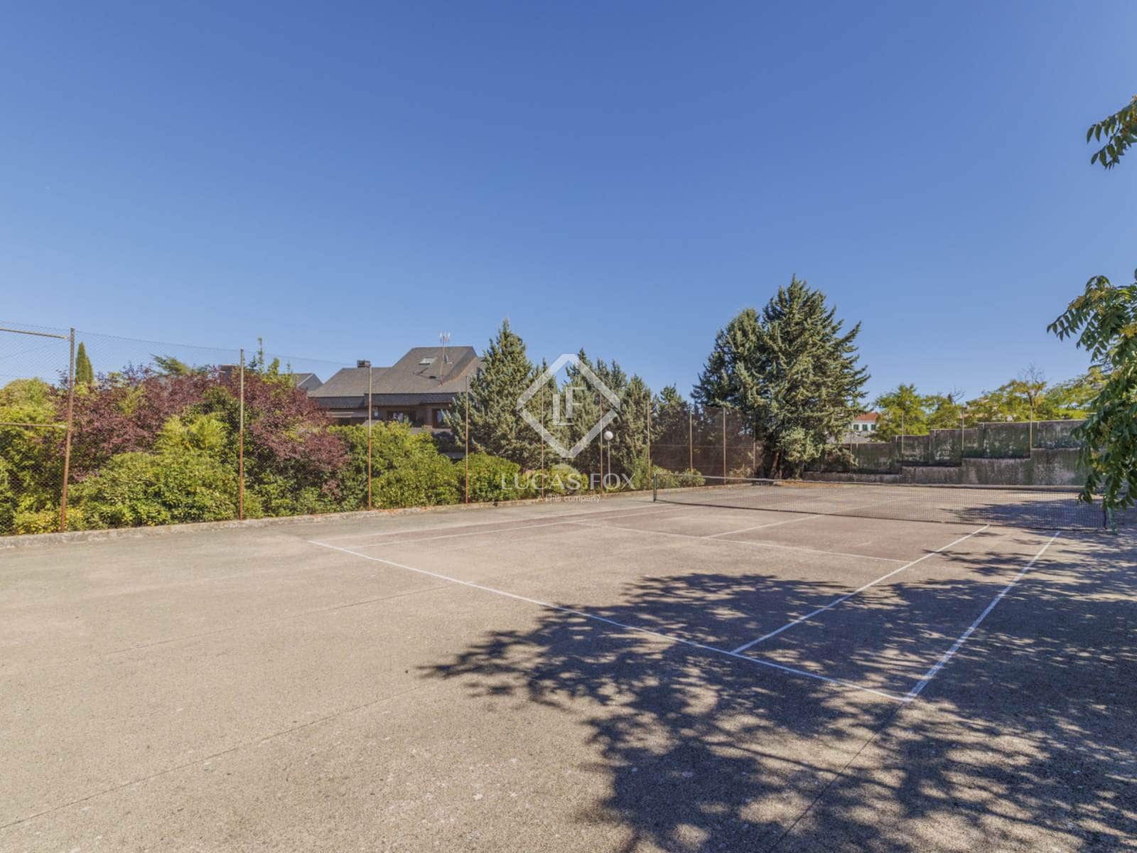 6 sypialnia Willa do wynajęcia w Las Rozas de Madrid z garażem - 4 500 € (Ref: 9215789)