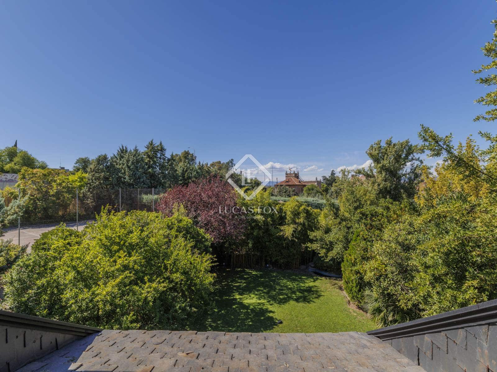 6 sypialnia Willa do wynajęcia w Las Rozas de Madrid z garażem - 4 500 € (Ref: 9215789)