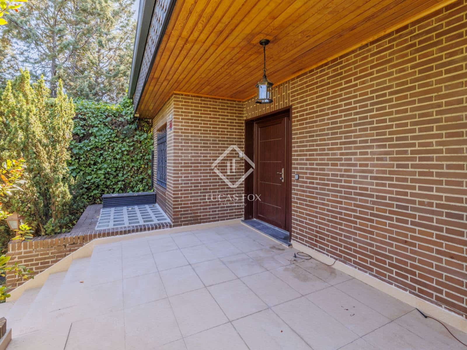 6 sypialnia Willa do wynajęcia w Las Rozas de Madrid z garażem - 4 500 € (Ref: 9215789)