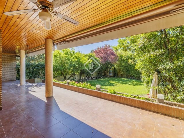 6 sypialnia Willa do wynajęcia w Las Rozas de Madrid z garażem - 4 500 € (Ref: 9215789)