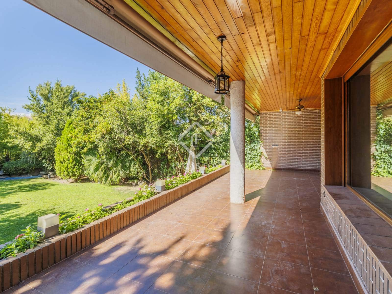 6 sypialnia Willa do wynajęcia w Las Rozas de Madrid z garażem - 4 500 € (Ref: 9215789)