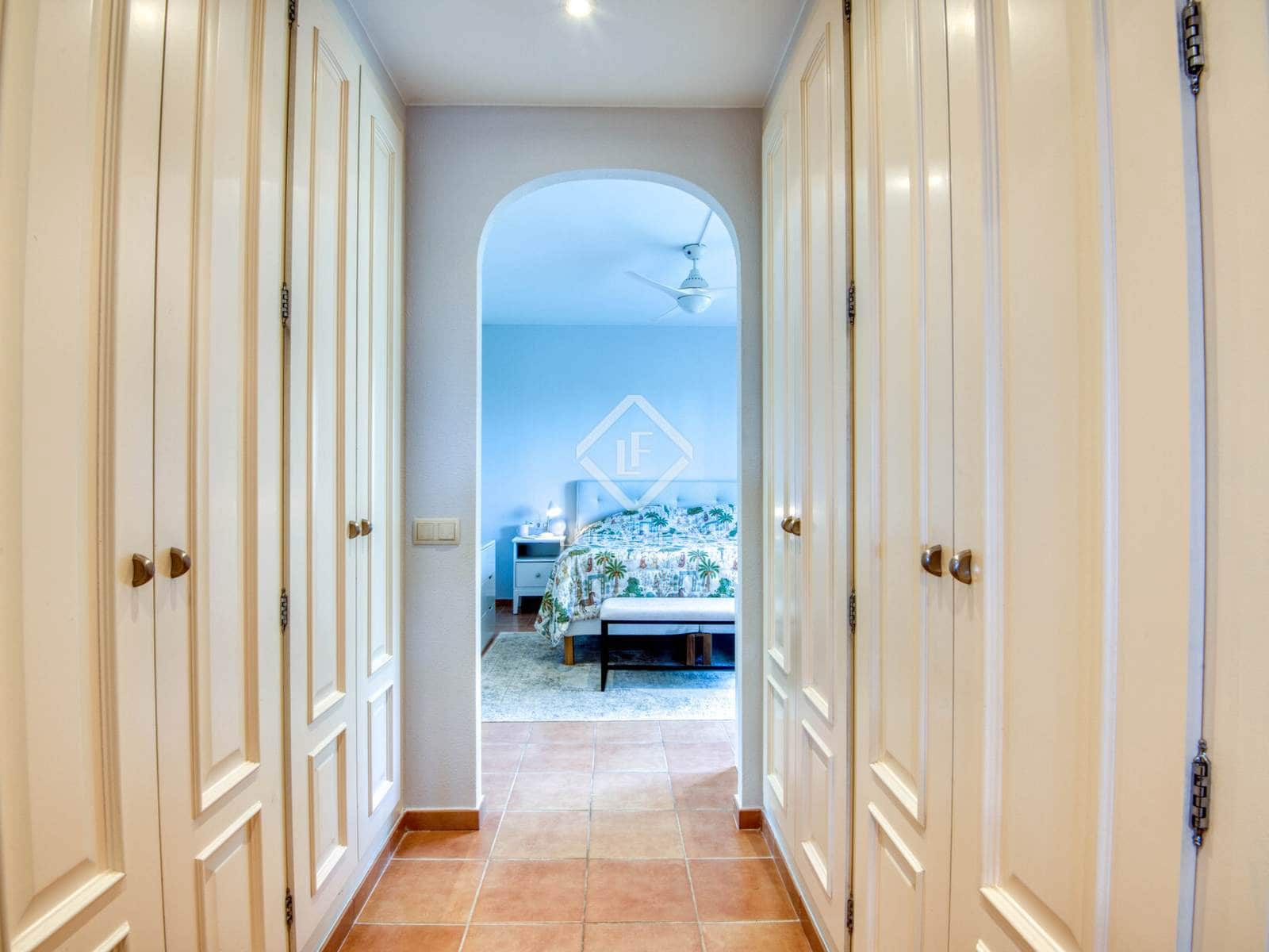 5 slaapkamer Villa te koop in Platja d'Aro met zwembad garage - € 1.050.000 (Ref: 9216373)