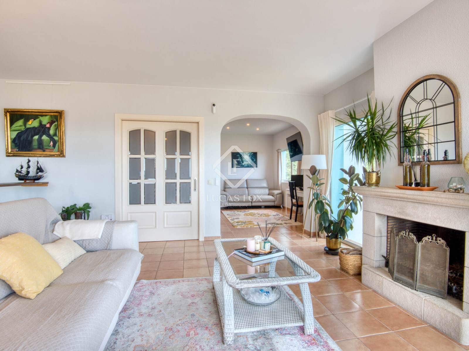 5 slaapkamer Villa te koop in Platja d'Aro met zwembad garage - € 1.050.000 (Ref: 9216373)