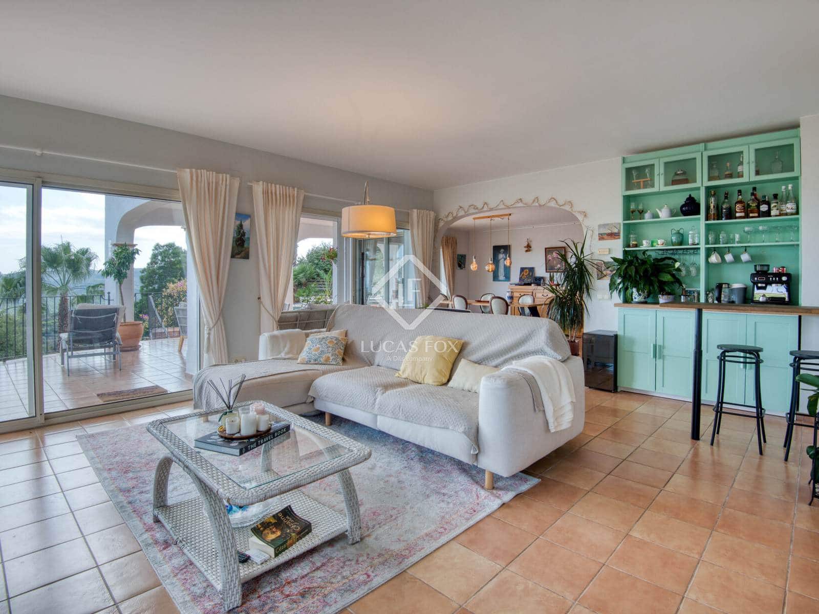 5 slaapkamer Villa te koop in Platja d'Aro met zwembad garage - € 1.050.000 (Ref: 9216373)