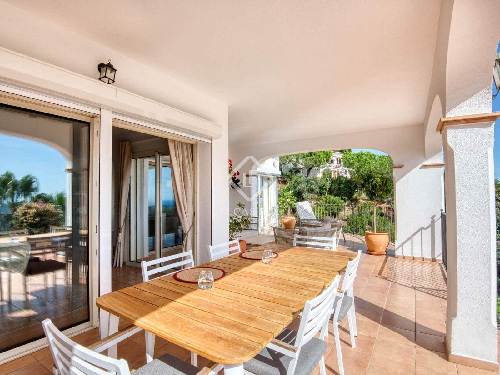 5 slaapkamer Villa te koop in Platja d'Aro met zwembad garage - € 1.050.000 (Ref: 9216373)