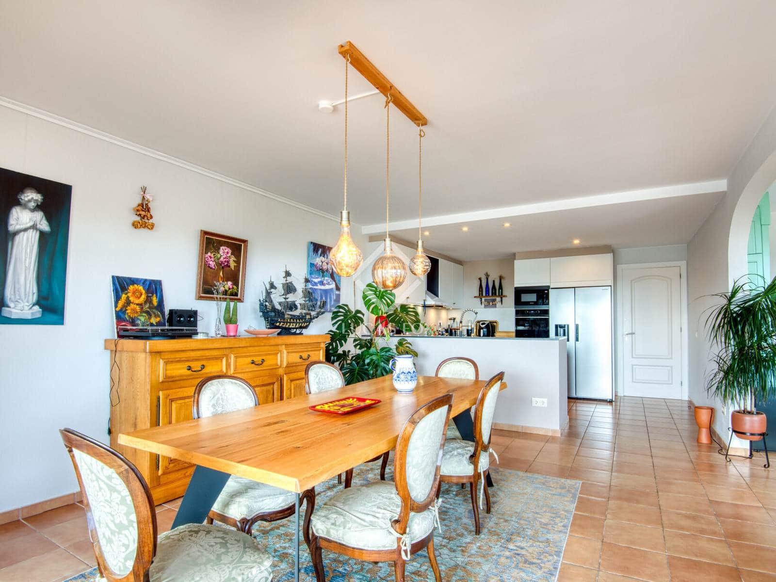 5 slaapkamer Villa te koop in Platja d'Aro met zwembad garage - € 1.050.000 (Ref: 9216373)