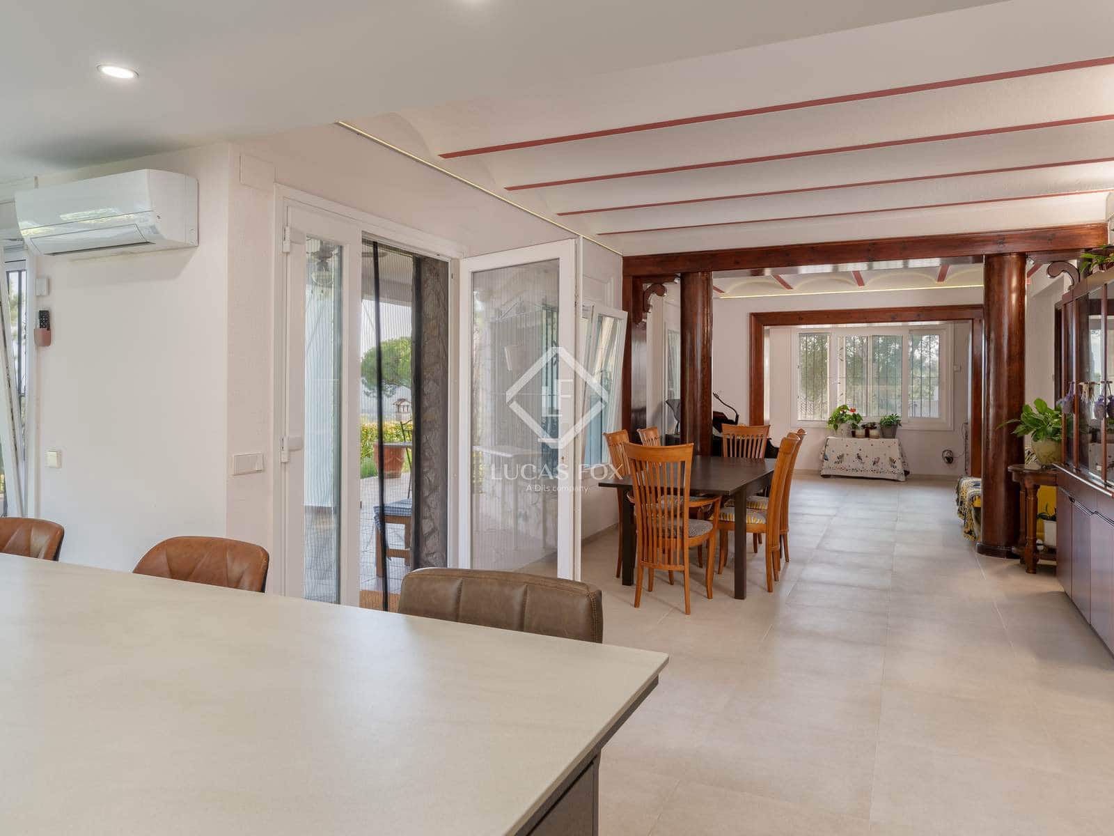 5 slaapkamer Villa te koop in Santa Cristina d'Aro met zwembad garage - € 895.000 (Ref: 9216374)