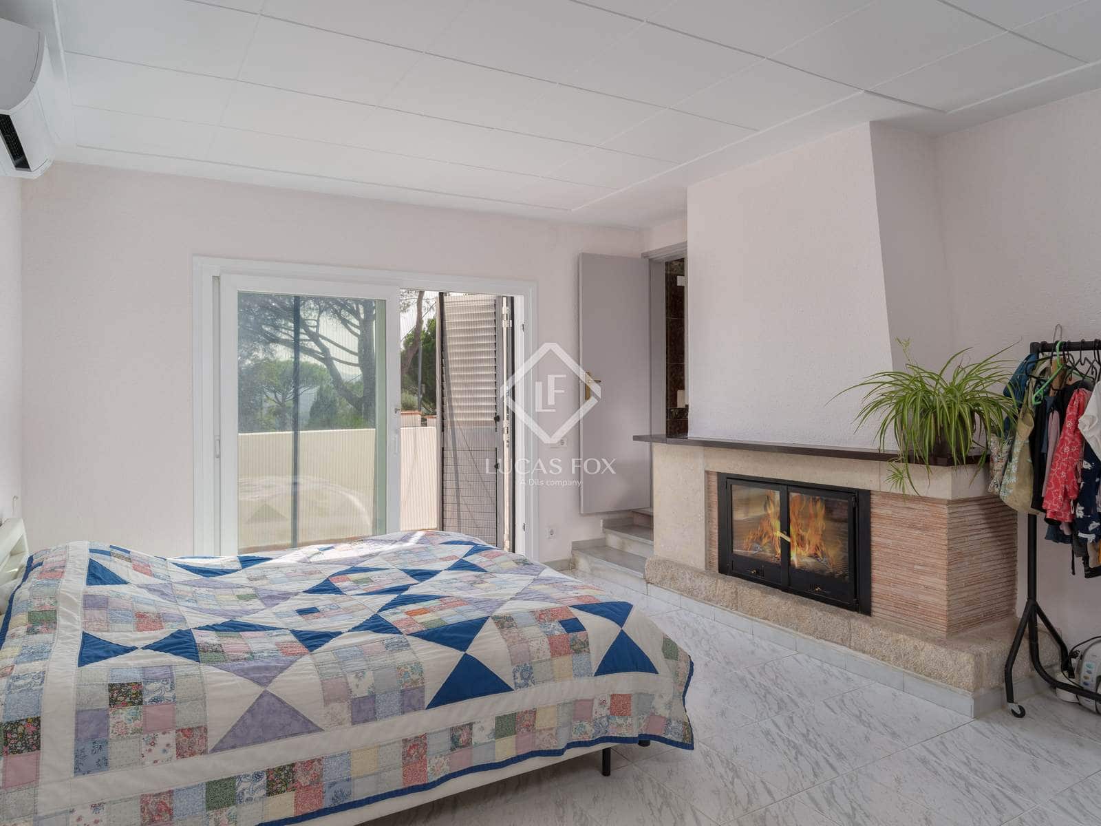 5 slaapkamer Villa te koop in Santa Cristina d'Aro met zwembad garage - € 895.000 (Ref: 9216374)