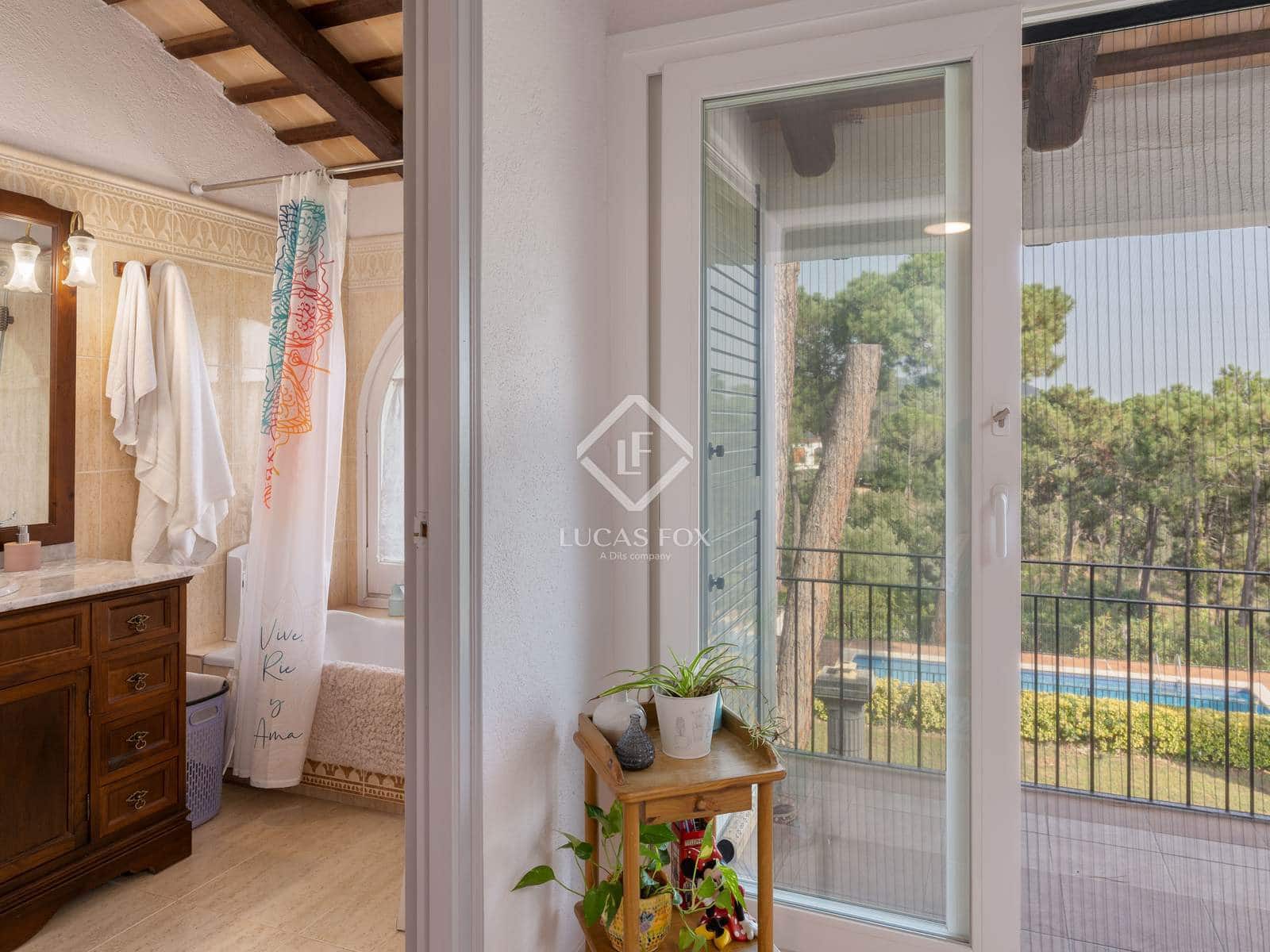 5 slaapkamer Villa te koop in Santa Cristina d'Aro met zwembad garage - € 895.000 (Ref: 9216374)