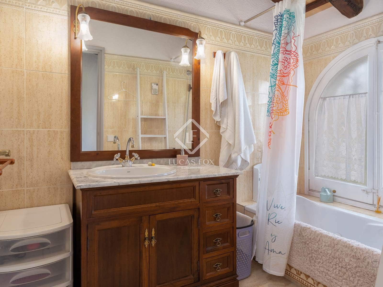 5 slaapkamer Villa te koop in Santa Cristina d'Aro met zwembad garage - € 895.000 (Ref: 9216374)