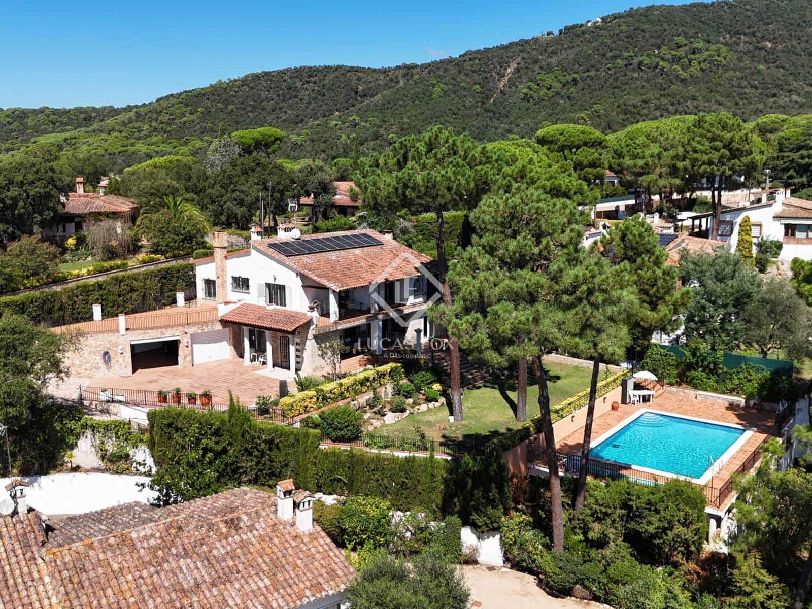5 slaapkamer Villa te koop in Santa Cristina d'Aro met zwembad garage - € 895.000 (Ref: 9216374)