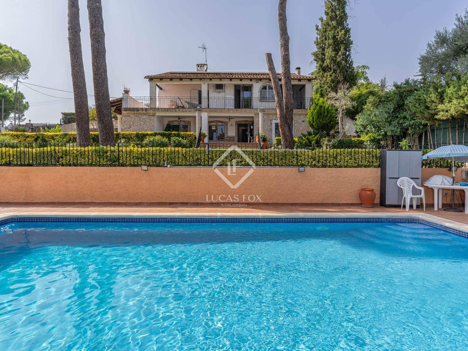 5 slaapkamer Villa te koop in Santa Cristina d'Aro met zwembad garage - € 895.000 (Ref: 9216374)