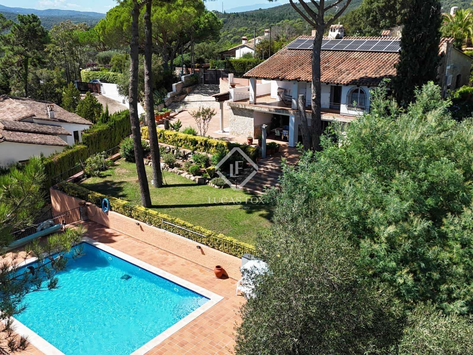 5 slaapkamer Villa te koop in Santa Cristina d'Aro met zwembad garage - € 895.000 (Ref: 9216374)