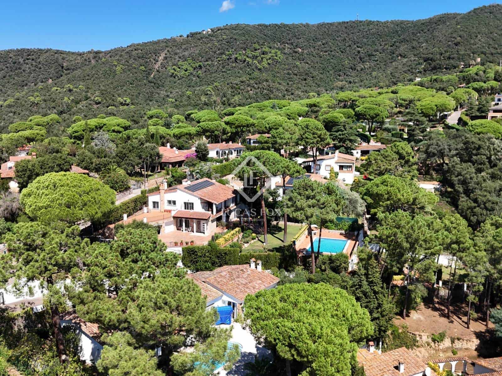 5 slaapkamer Villa te koop in Santa Cristina d'Aro met zwembad garage - € 895.000 (Ref: 9216374)