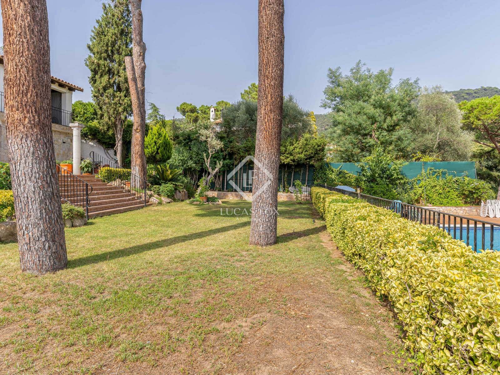 5 slaapkamer Villa te koop in Santa Cristina d'Aro met zwembad garage - € 895.000 (Ref: 9216374)