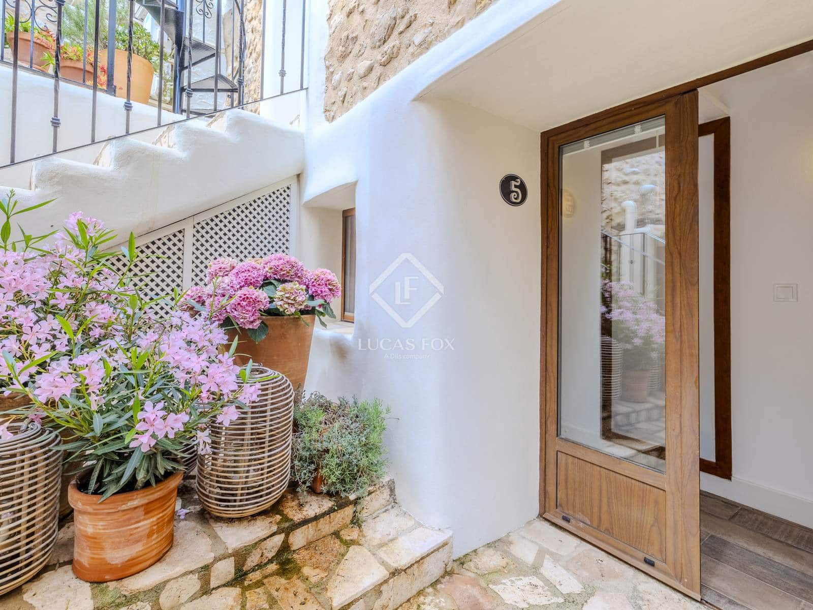 6 soverom Villa til salgs i Lliber - € 695 000 (Ref: 9216706)