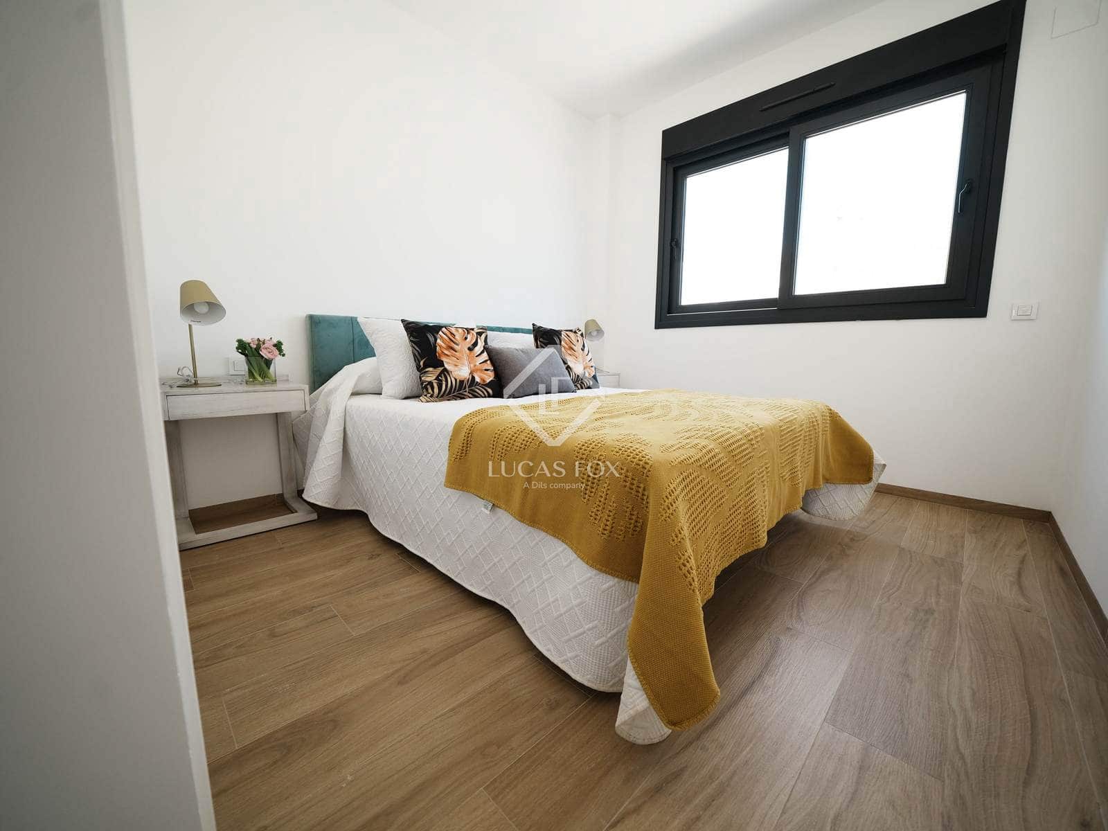 2 bedroom Villa for sale in Finestrat with pool garage - € 379,900 (Ref: 9216708)