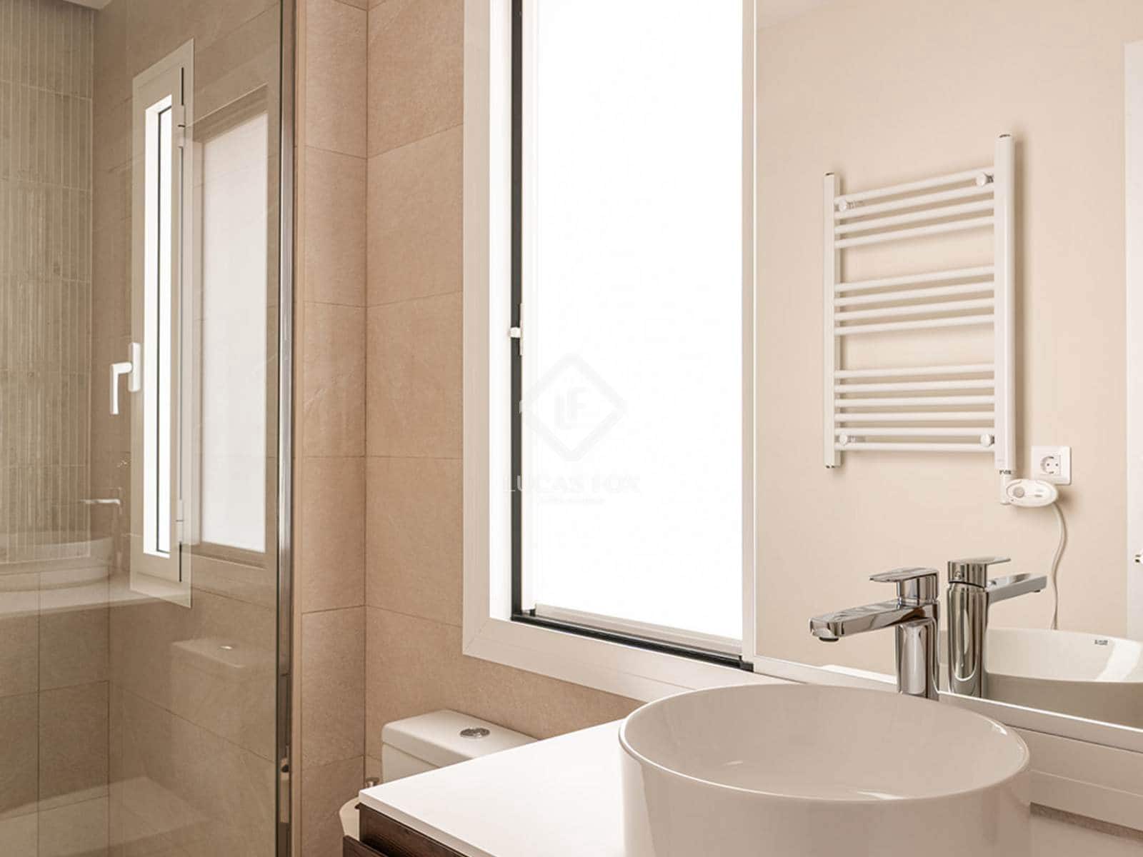 3 soveværelse Lejlighed til salg i Madrid by - € 1.695.000 (Ref: 9219139)