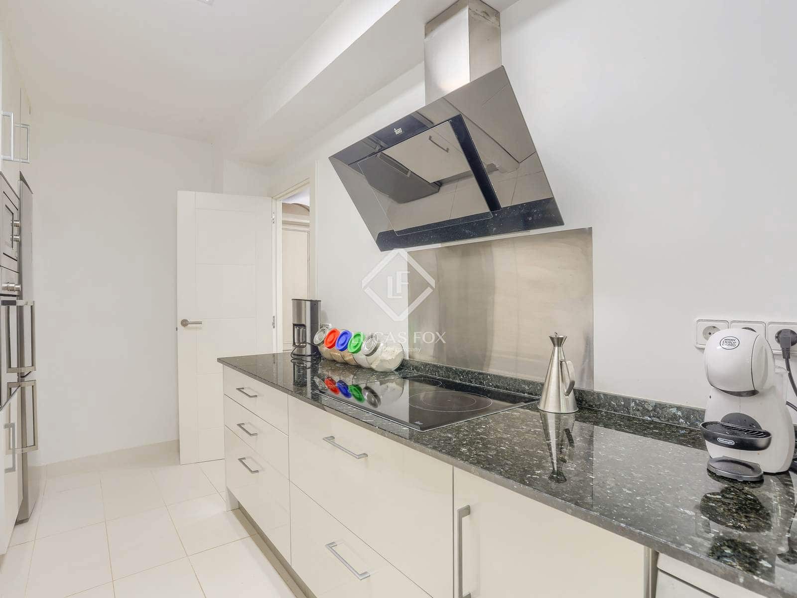 3 sypialnia Apartament na sprzedaż w Santa Ponsa z basenem garażem - 1 060 500 € (Ref: 9219140)