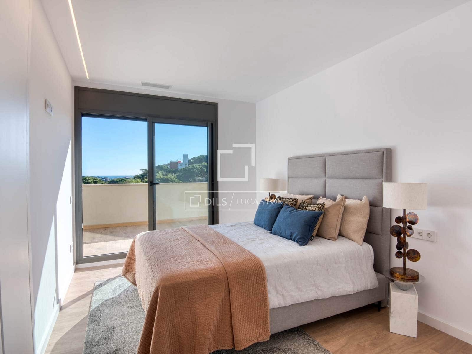 4 bedroom Villa for sale in Sant Feliu de Guixols with pool garage - € 1,700,000 (Ref: 9219141)