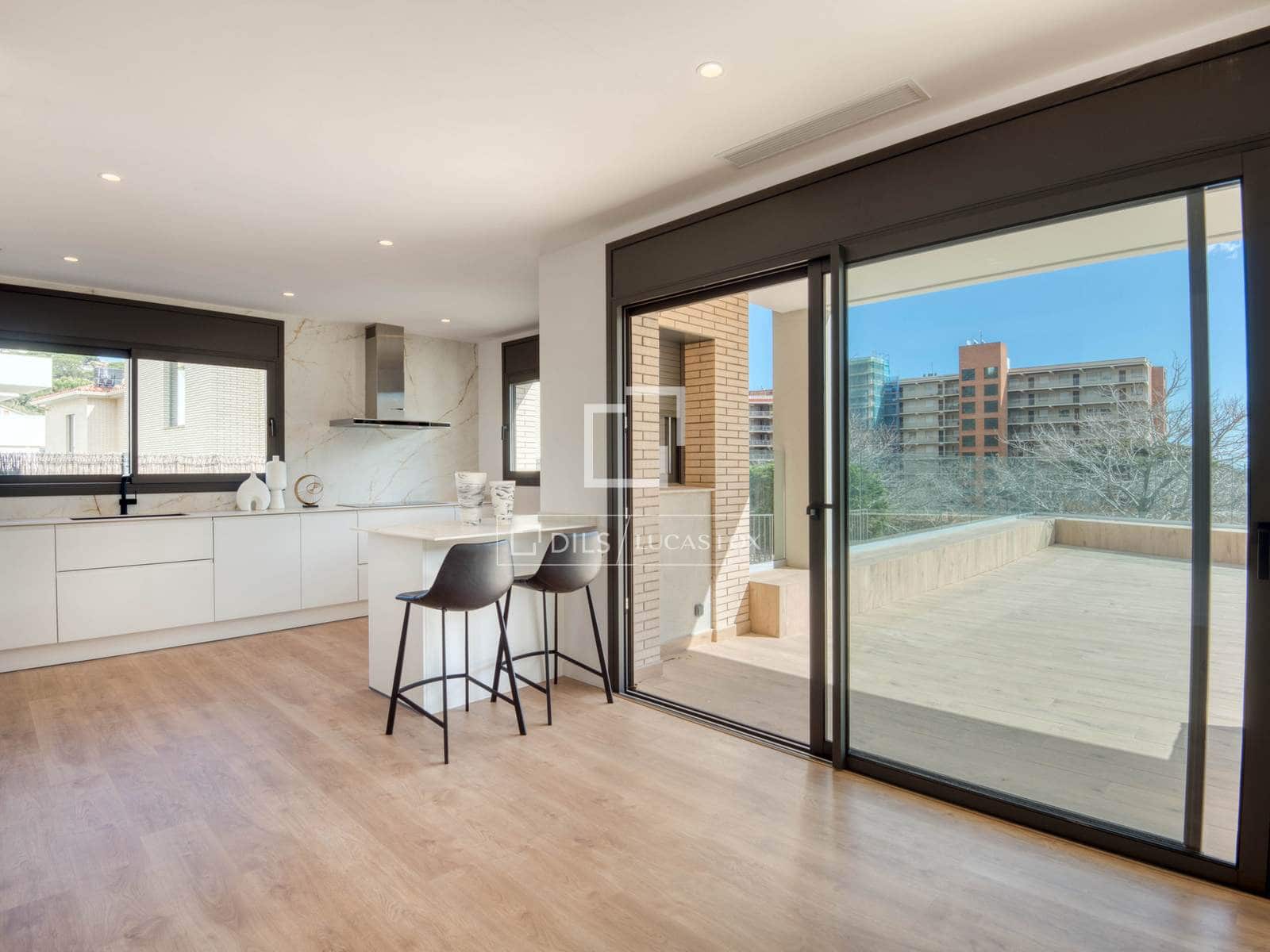 4 bedroom Villa for sale in Sant Feliu de Guixols with pool garage - € 1,700,000 (Ref: 9219141)