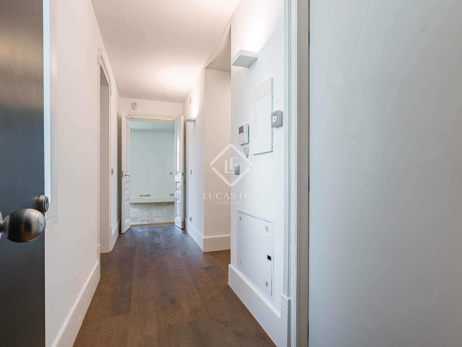 2 slaapkamer Penthouse te koop in Barcelona stad met garage - € 1.700.000 (Ref: 9219358)