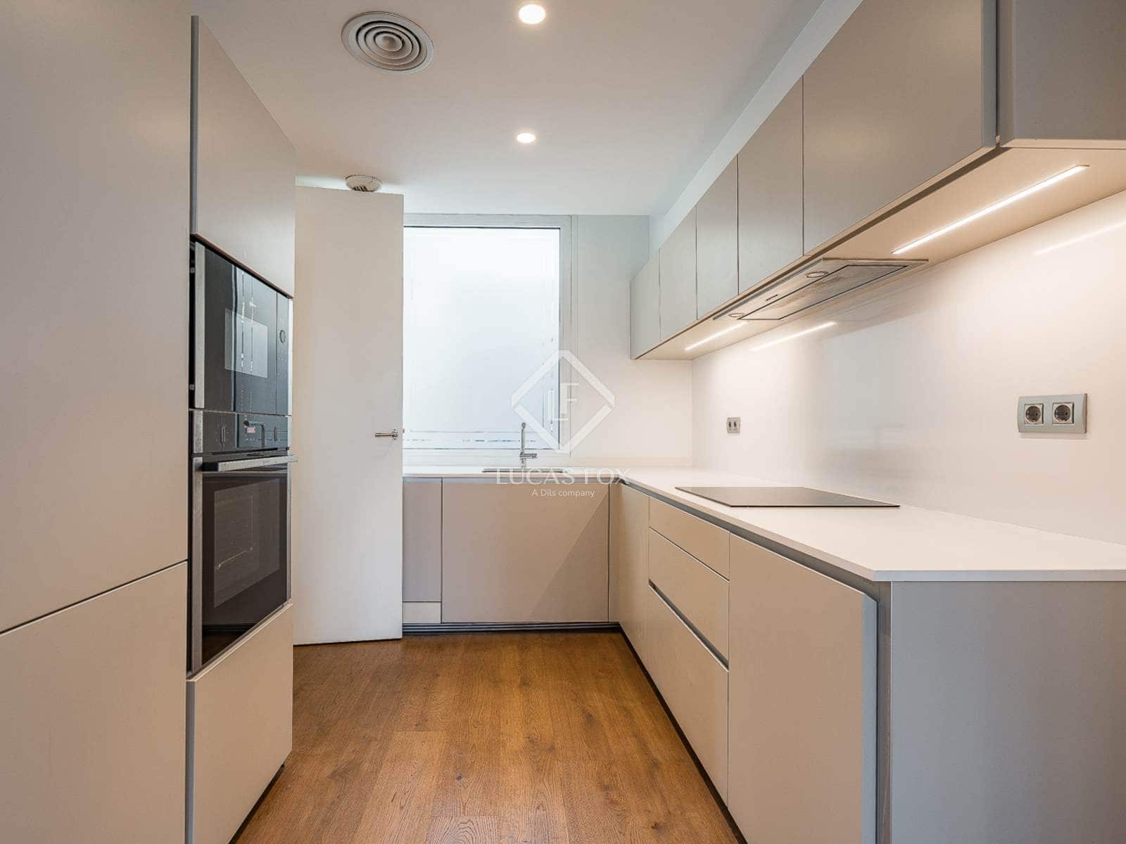 2 slaapkamer Penthouse te koop in Barcelona stad met garage - € 1.700.000 (Ref: 9219358)