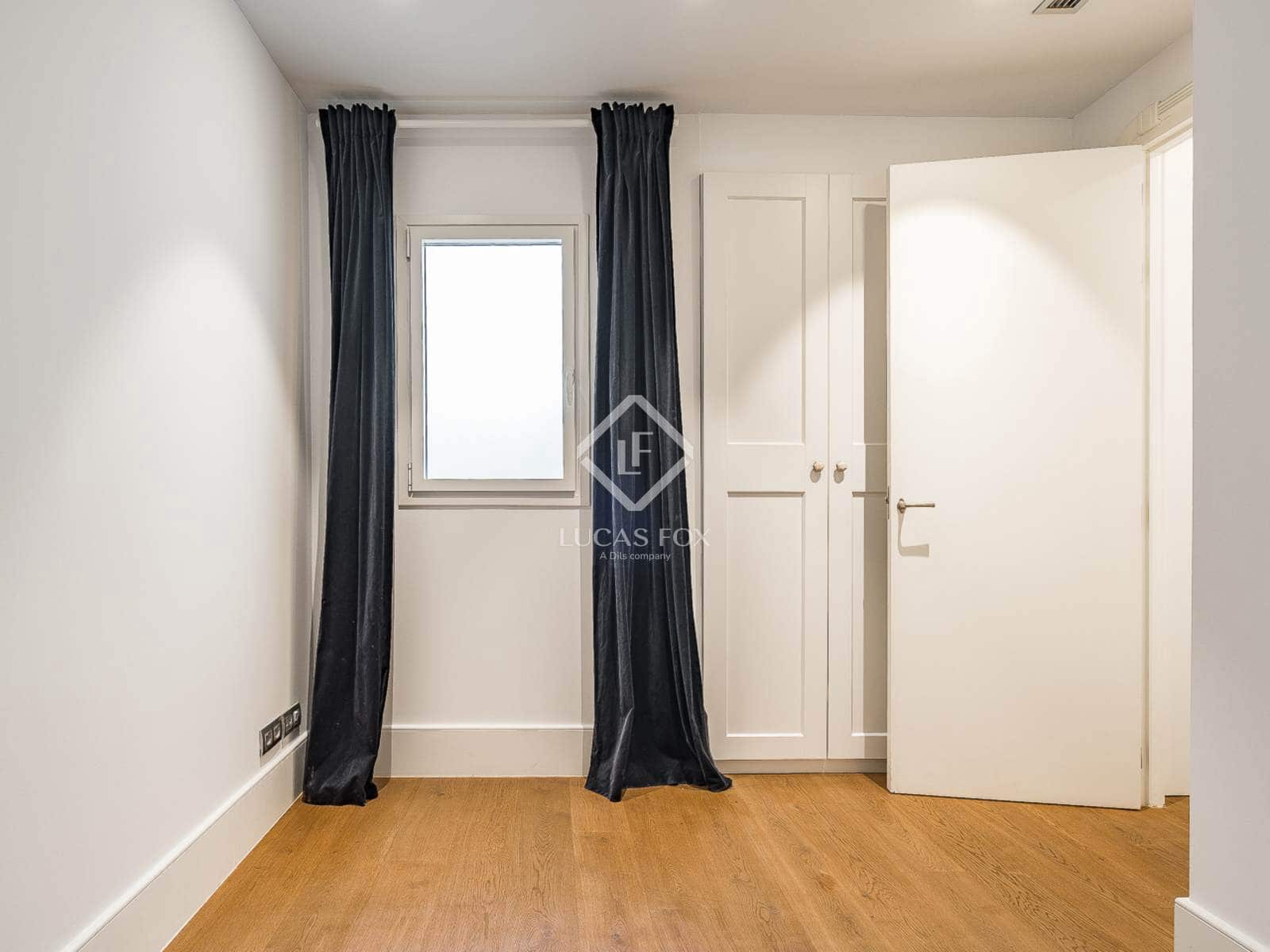 2 slaapkamer Penthouse te koop in Barcelona stad met garage - € 1.700.000 (Ref: 9219358)