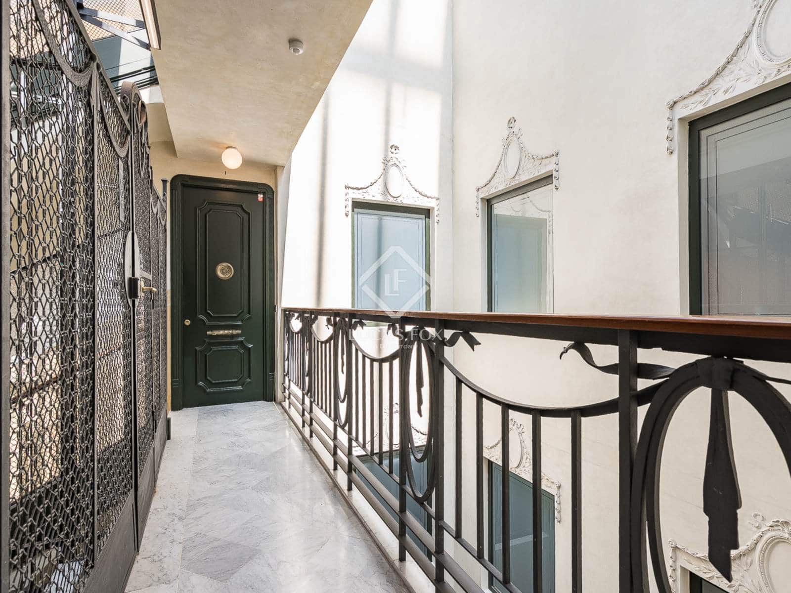 2 slaapkamer Penthouse te koop in Barcelona stad met garage - € 1.700.000 (Ref: 9219358)