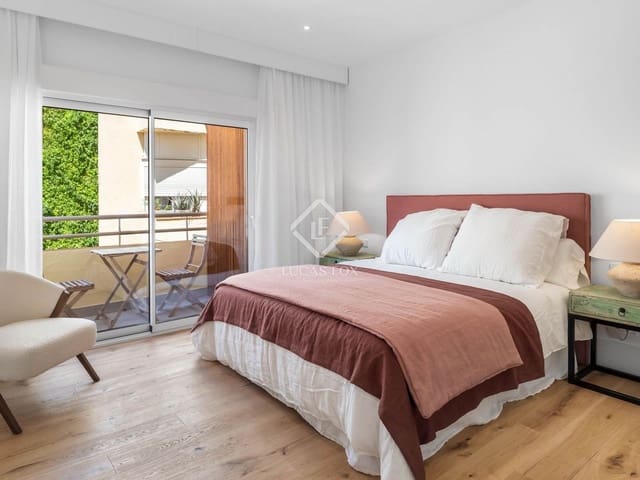 2 slaapkamer Appartement te koop in Almagro, Madrid stad - € 2.300.000 (Ref: 9219359)