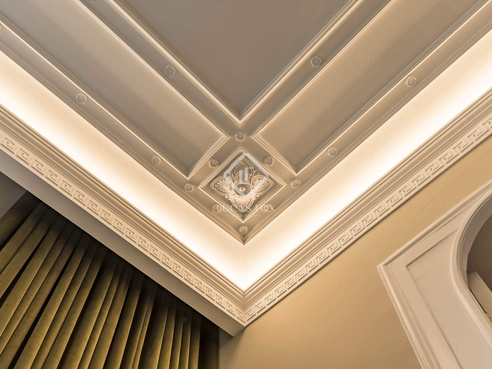 2 soveværelse Lejlighed til salg i Barcelona by - € 1.200.000 (Ref: 9221357)