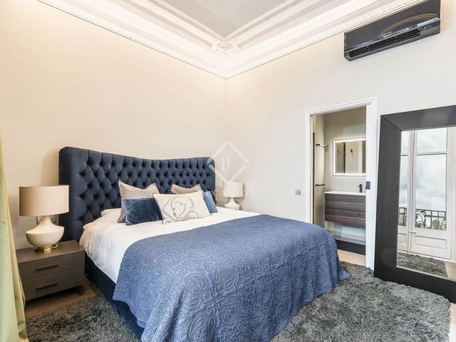 2 soveværelse Lejlighed til salg i Barcelona by - € 1.200.000 (Ref: 9221357)