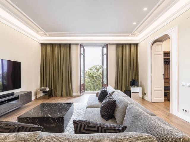 2 soveværelse Lejlighed til salg i Barcelona by - € 1.200.000 (Ref: 9221357)