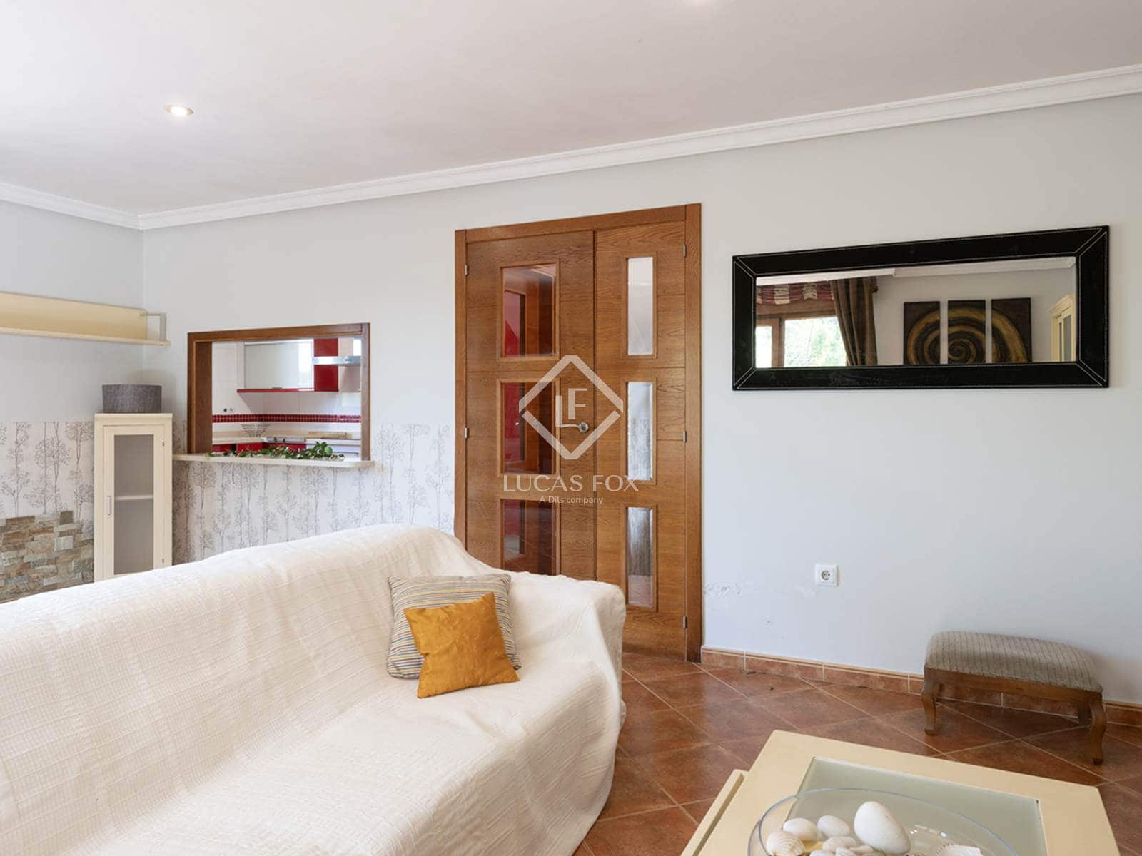 4 soveværelse Villa til salg i Pontevedra by med garage - € 420.000 (Ref: 9223582)