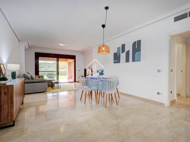 Apartamento de 2 habitaciones en Casares en venta con garaje - 450.000 € (Ref: 9227378)