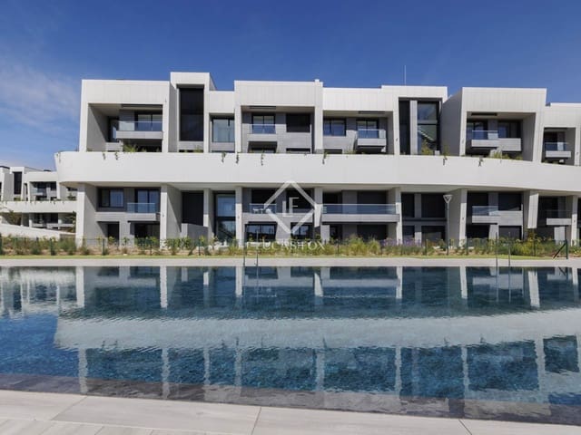 4 soveværelse Lejlighed til leje i Pozuelo de Alarcón med swimmingpool garage - € 7.150 (Ref: 9227380)