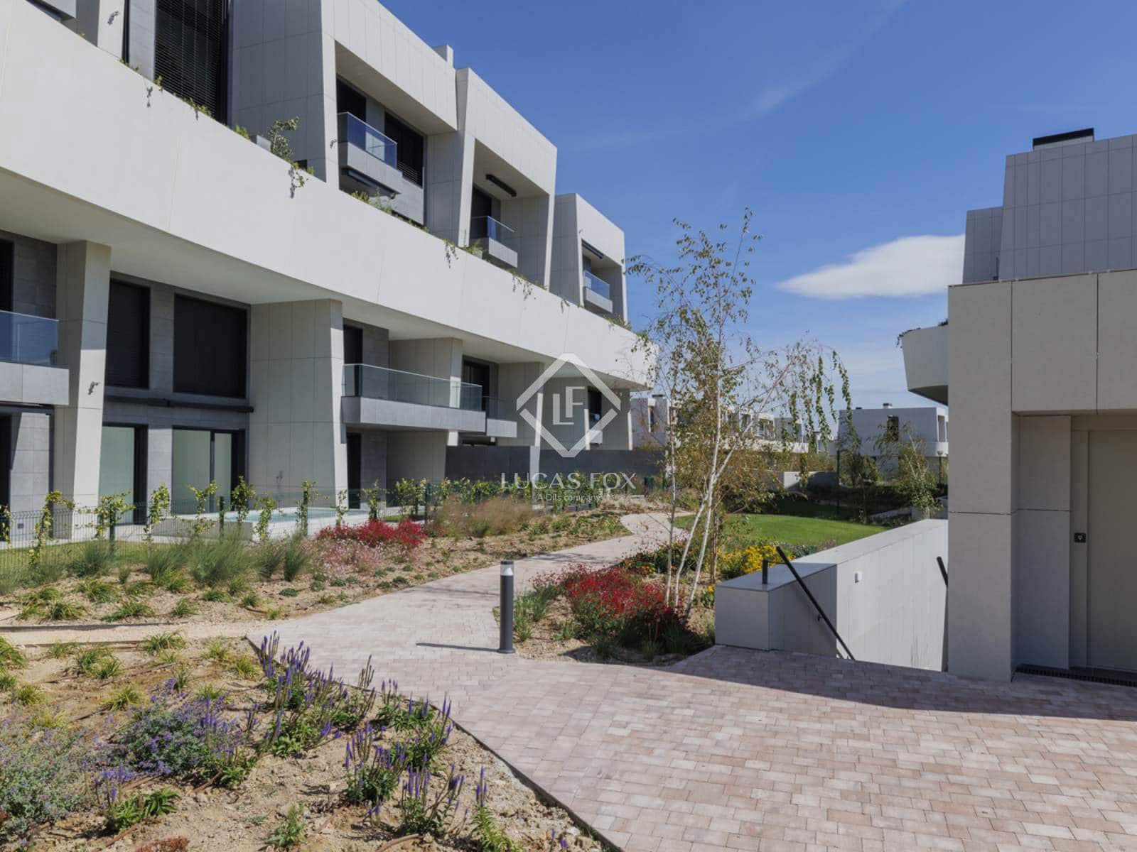 4 Zimmer Apartment zu vermieten in Pozuelo de Alarcon mit Pool Garage - 7.150 € (Ref: 9227380)