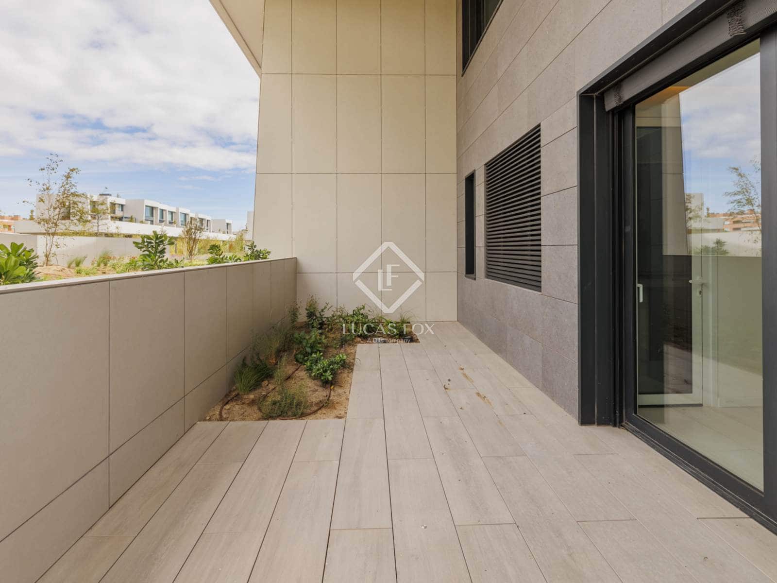 4 Zimmer Apartment zu vermieten in Pozuelo de Alarcon mit Pool Garage - 7.150 € (Ref: 9227380)