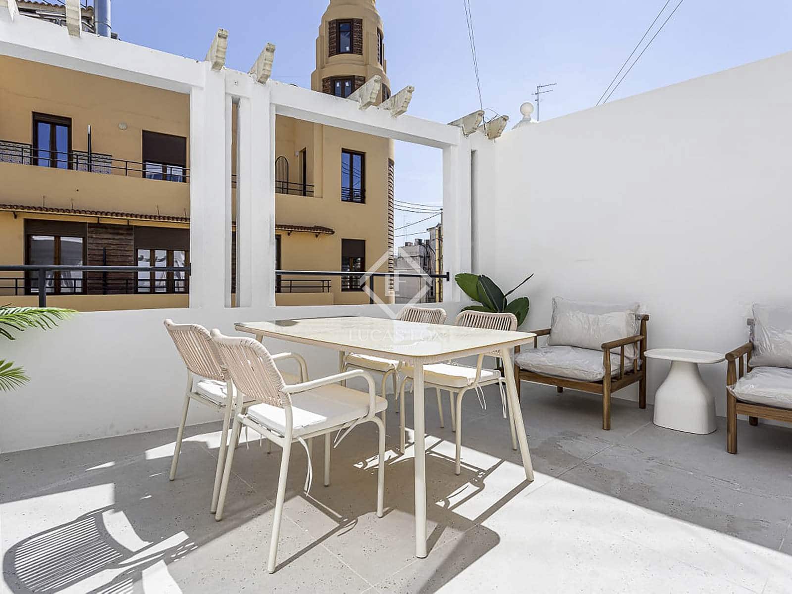 2 soveværelse Penthouse til salg i Valencia by - € 795.000 (Ref: 9227730)