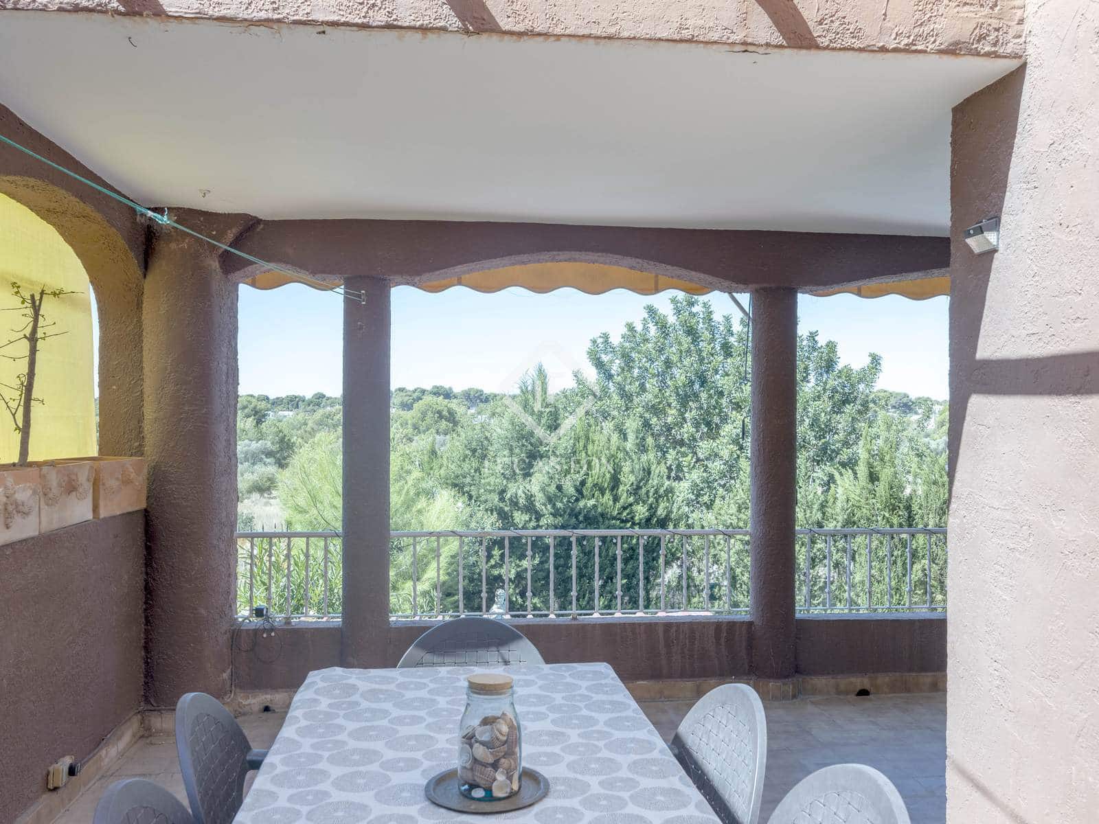 5 soverom Villa til salgs i La Canada med svømmebasseng garasje - € 490 000 (Ref: 9227731)