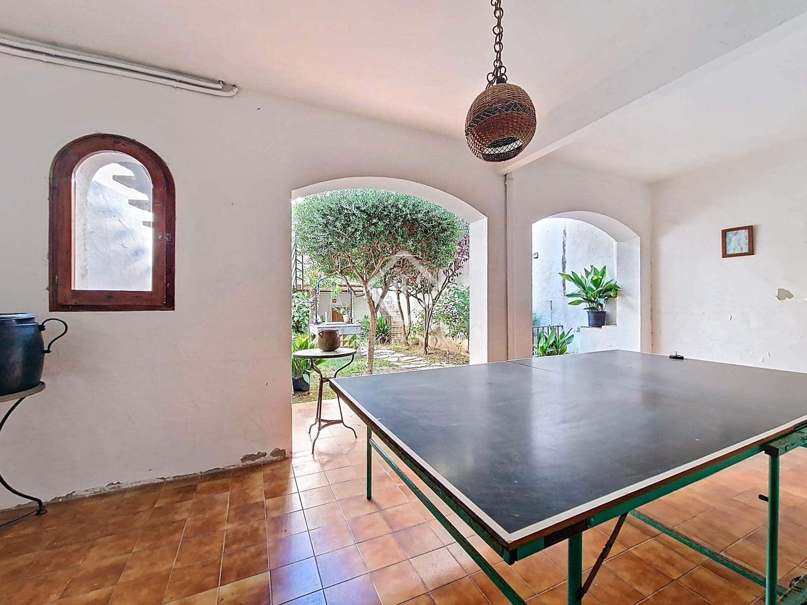 8 soveværelse Villa til salg i Vilanova i la Geltru med garage - € 1.090.000 (Ref: 9227733)