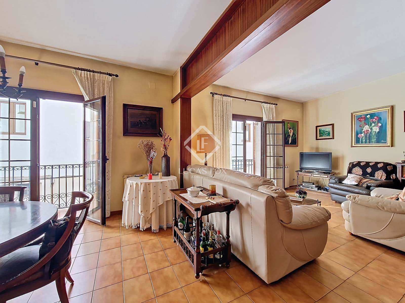 8 soveværelse Villa til salg i Vilanova i la Geltru med garage - € 1.090.000 (Ref: 9227733)