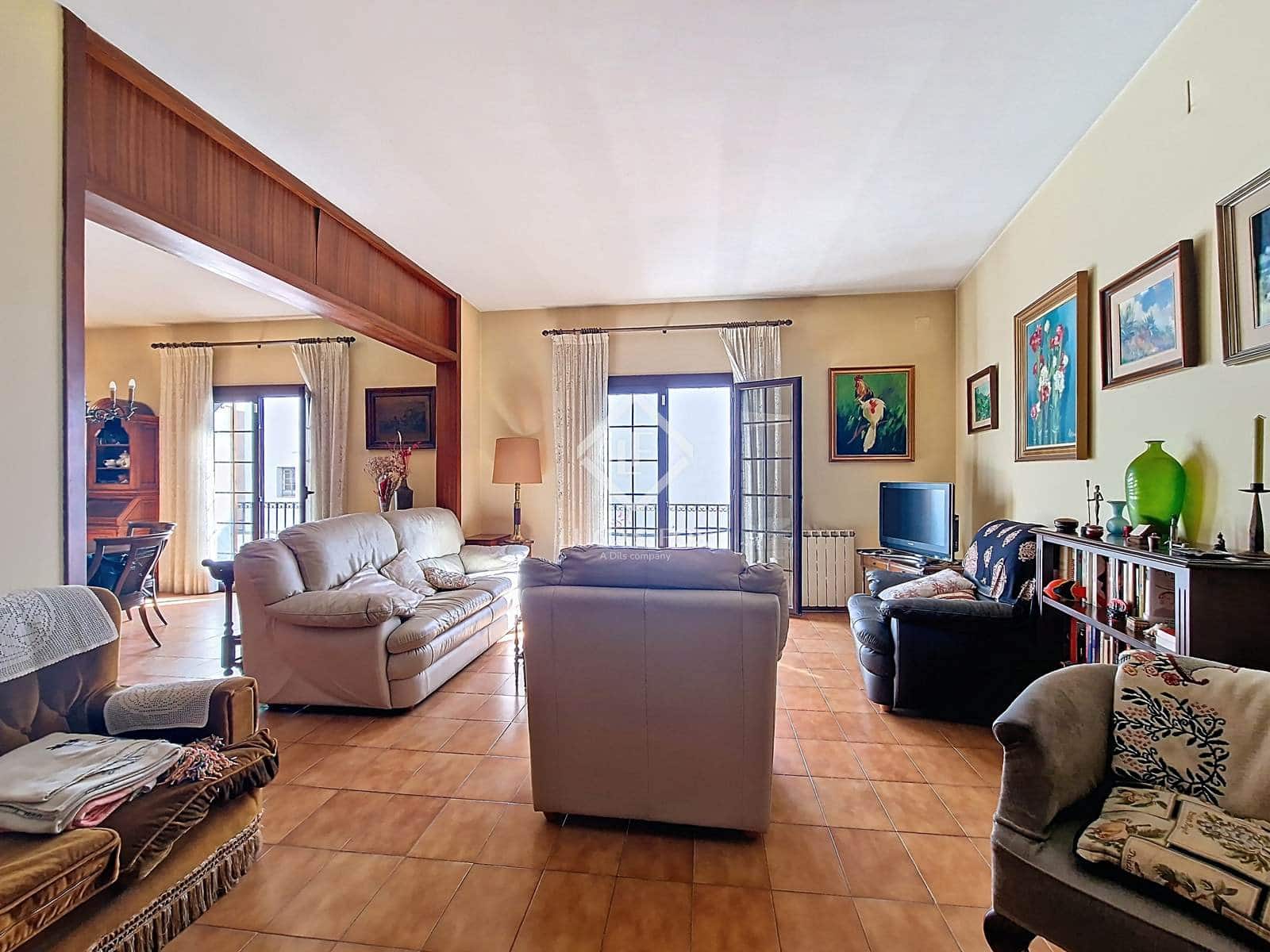 8 soveværelse Villa til salg i Vilanova i la Geltru med garage - € 1.090.000 (Ref: 9227733)