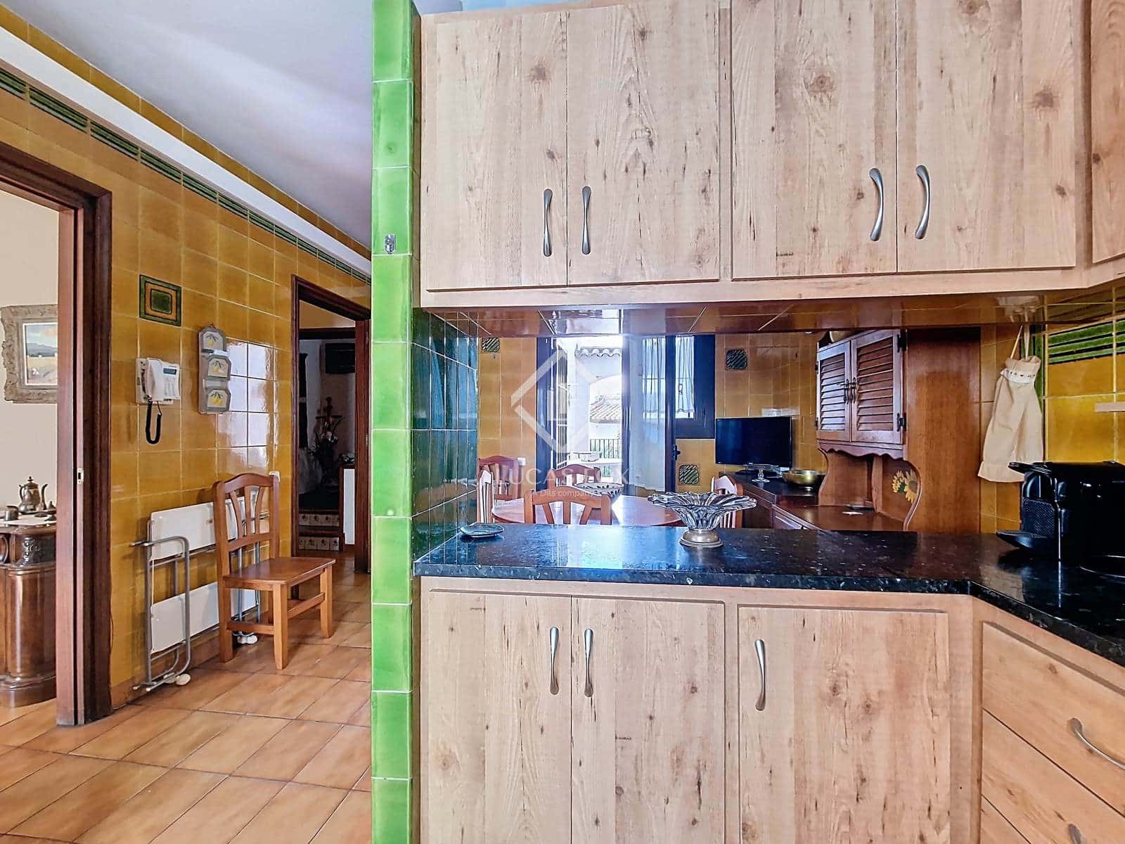 8 soveværelse Villa til salg i Vilanova i la Geltru med garage - € 1.090.000 (Ref: 9227733)