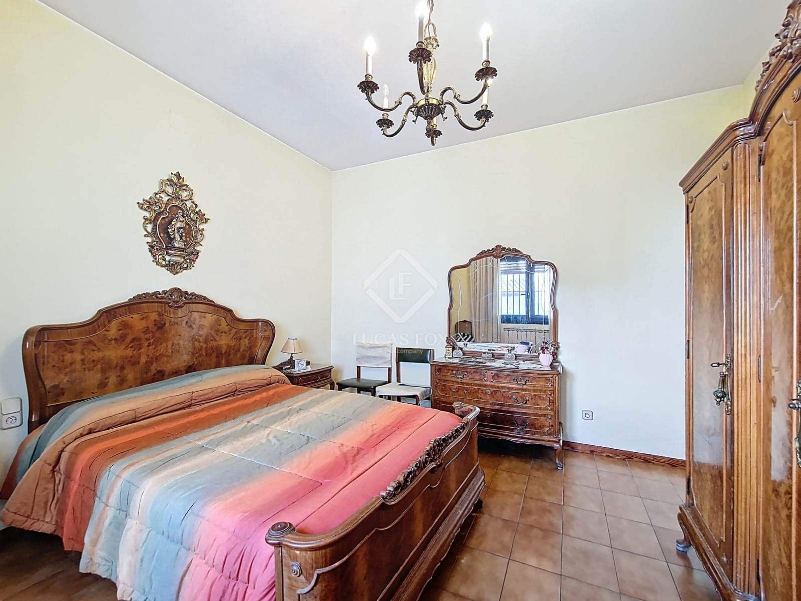 8 soveværelse Villa til salg i Vilanova i la Geltru med garage - € 1.090.000 (Ref: 9227733)